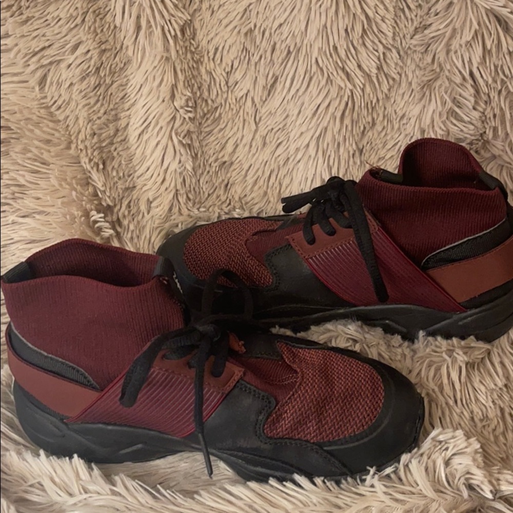 Zara boys collection burgundy/black shoes